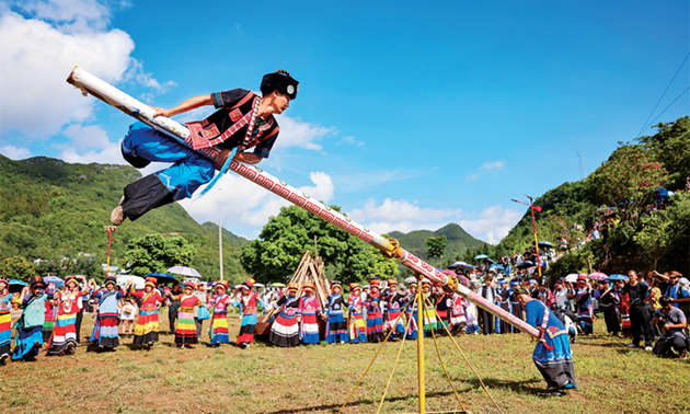 铸牢中华民族共同体意识