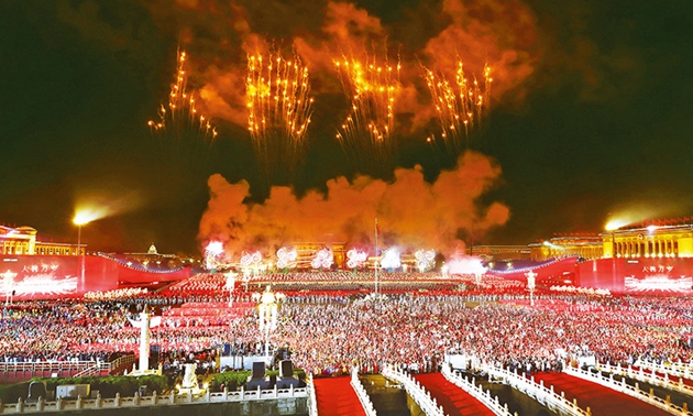 一切为了人民 一切依靠人民