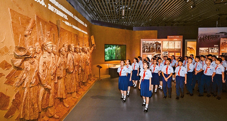 抗日战争胜利是以爱国主义为核心的民族精神的伟大胜利